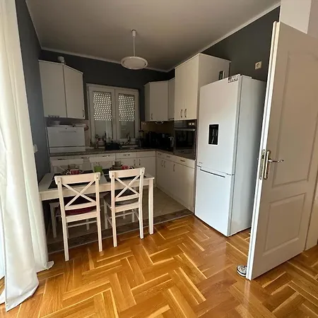 Apartment Edni *