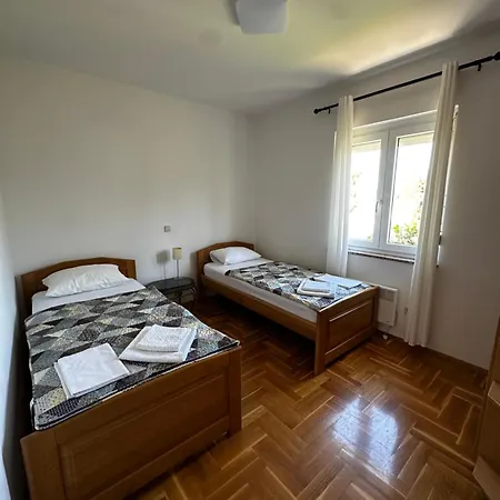 Edni Apartamento